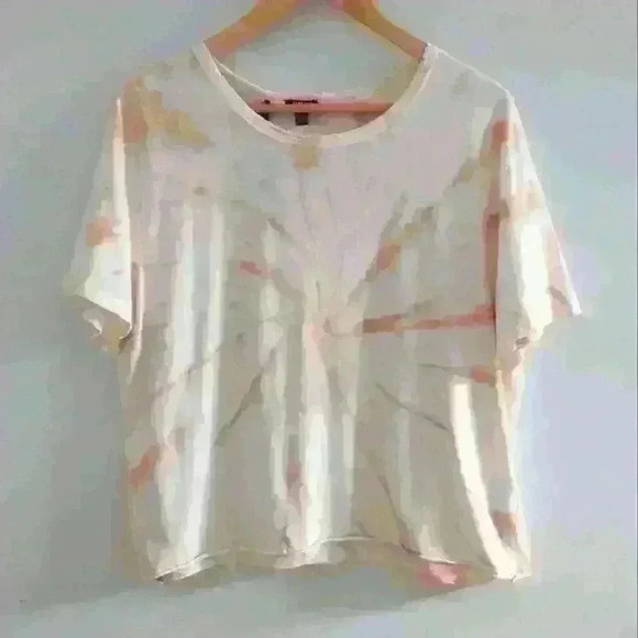 🌴2/$25BUFFALO | David Bitton Women's Peach Swirl Distressed Short Sleeved Shi… - Picture 1 of 4